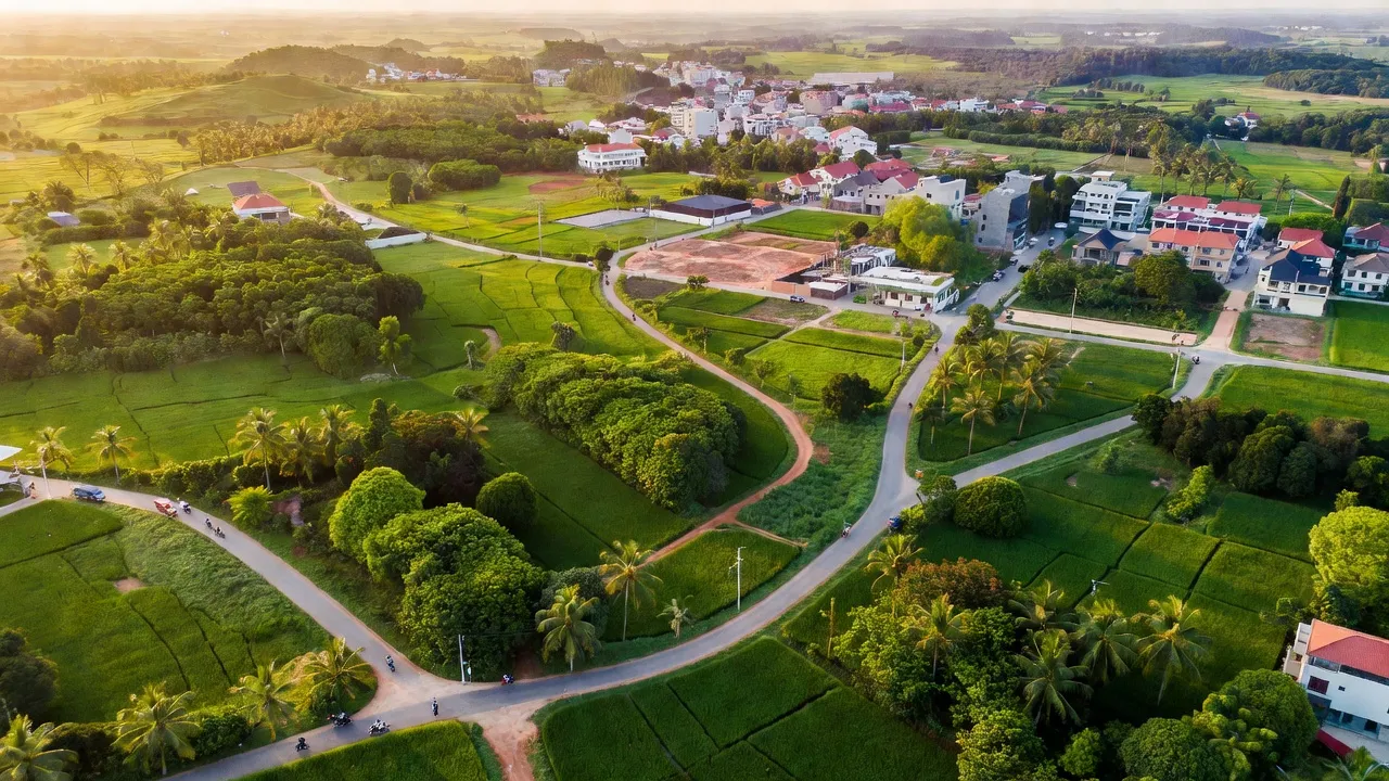 Khung cảnh xã Bình Ba, huyện Châu Đức, tỉnh Bà Rịa - Vũng Tàu với thiên nhiên tươi đẹp và phát triển đô thị.