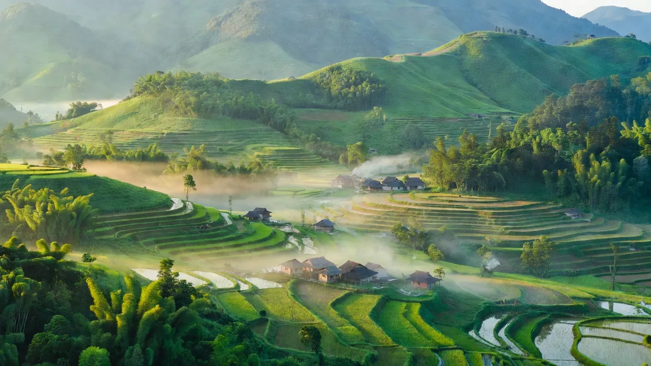 Khung cảnh Bằng Phúc, huyện Chợ Đồn, Bắc Kạn với nông nghiệp và lâm nghiệp giữa thiên nhiên tuyệt đẹp.