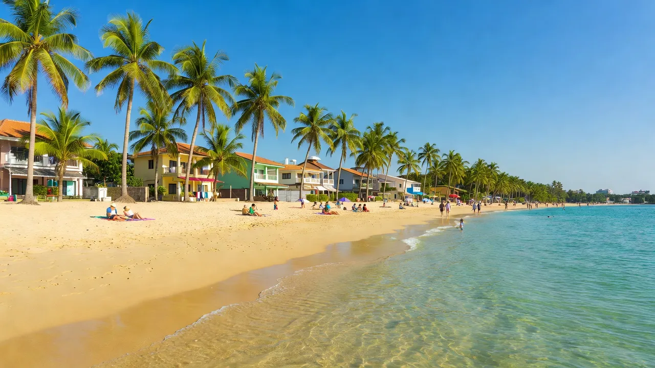 Bãi biển tuyệt đẹp tại Phường Khuê Mỹ, Đà Nẵng với cảnh quan xanh mát và không khí biển.