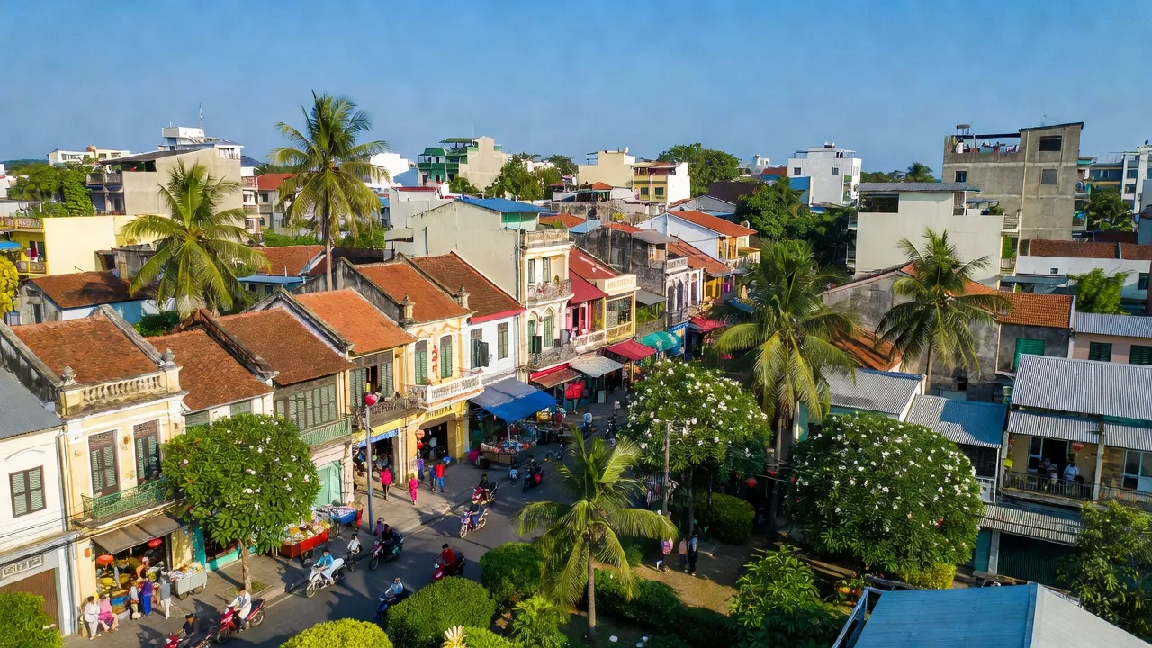 Khung cảnh đô thị Phường 1, thành phố Sa Đéc, tỉnh Đồng Tháp, với kiến trúc và cây xanh đẹp.
