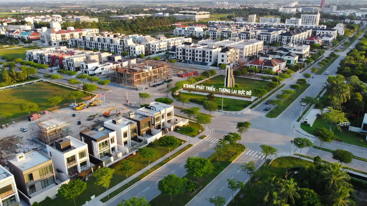 Phong cảnh xã K'Dang, huyện Đăk Đoa, với khu dân cư mới và không gian xanh thoáng đãng.