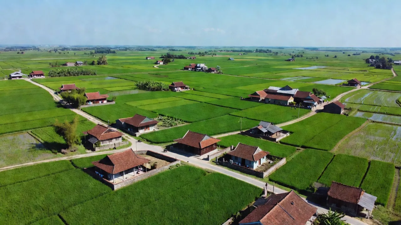 Vẻ đẹp xanh mát của xã Vượng Lộc, huyện Can Lộc, Hà Tĩnh với thôn xóm bình yên.