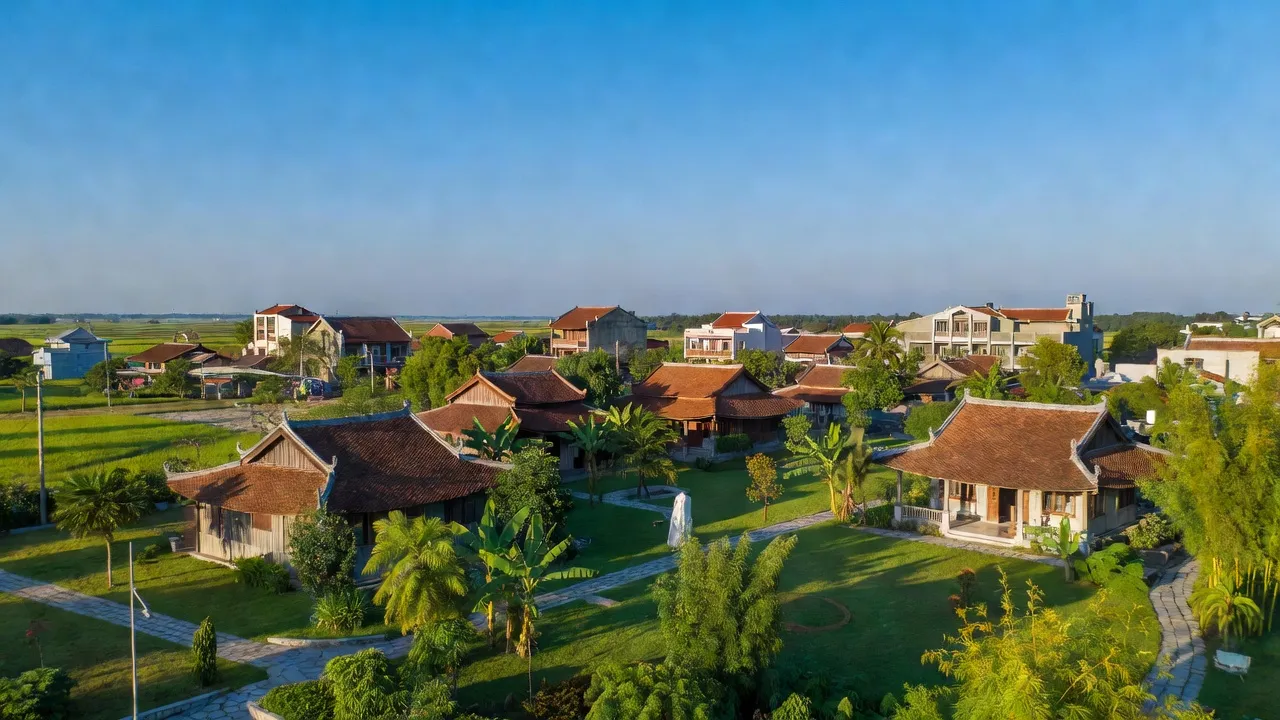 Khung cảnh thanh bình tại Phường Duy Tân, thị xã Kinh Môn, tỉnh Hải Dương với kiến trúc truyền thống.