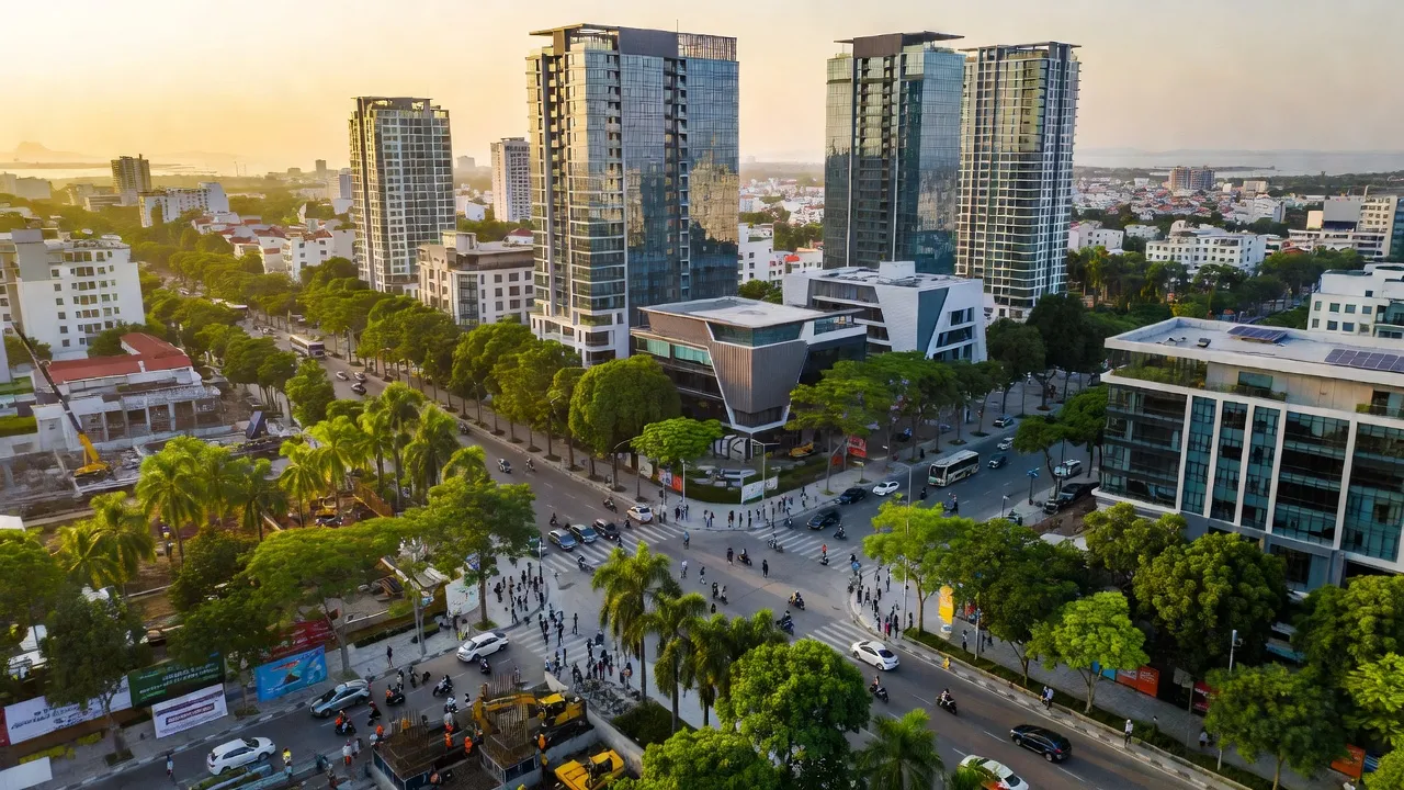 Khung cảnh Phường 4, Tuy Hòa, Phú Yên với kiến trúc hiện đại và màu xanh của thiên nhiên.