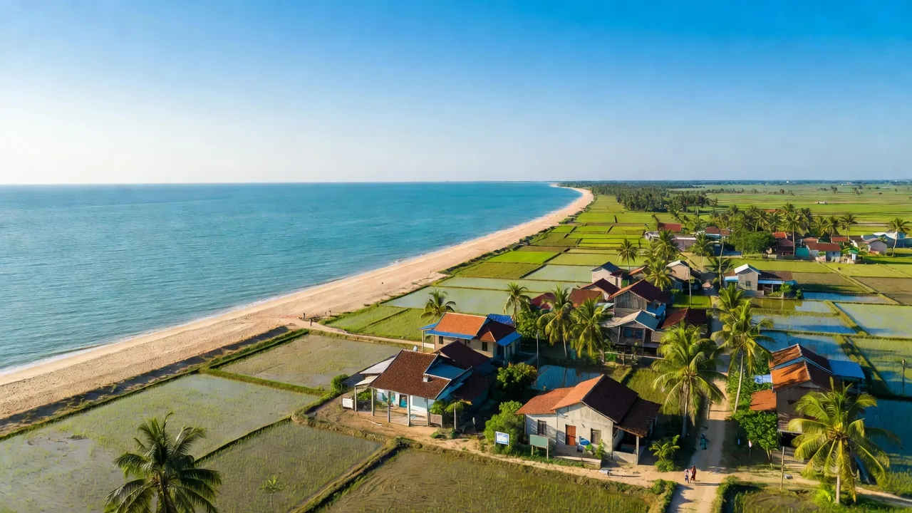 Khung cảnh xã Thanh Trạch, Bố Trạch, Quảng Bình với bờ biển tuyệt đẹp và các thôn truyền thống.
